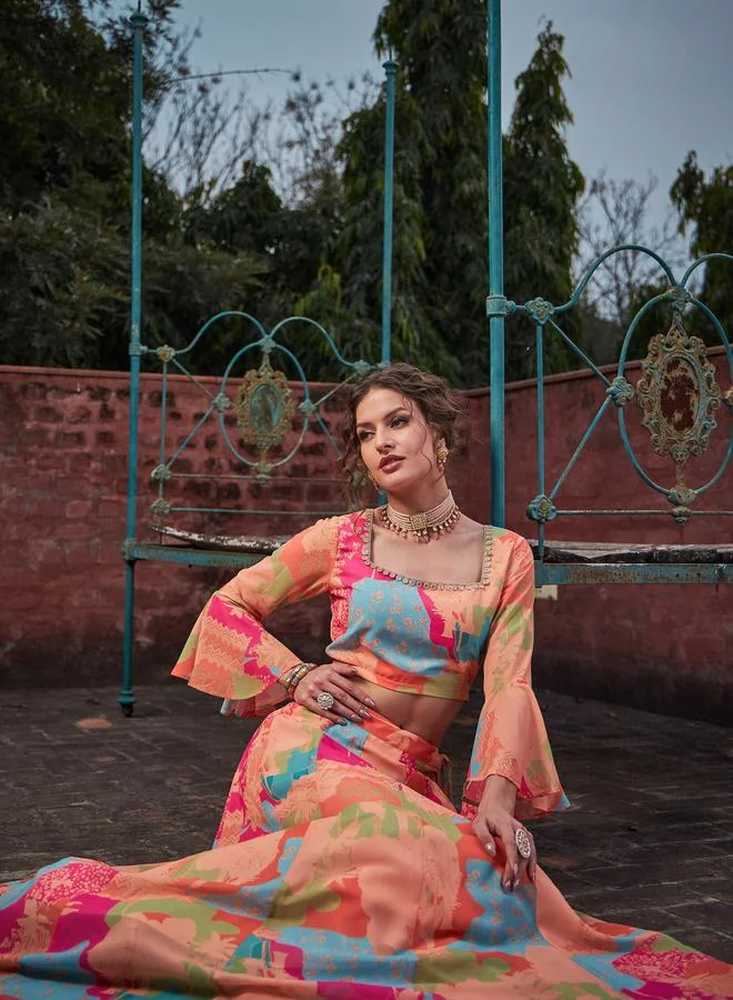 ساسافراس بلوزة قصيرة برتقالية بتصميم تاي داي مع تنورة أناركالي